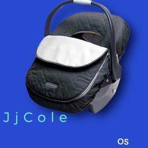 JJ Cole collection car seat cover in black